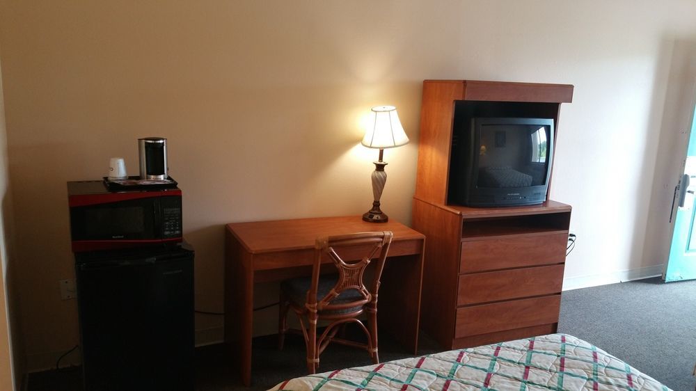 Hotel Shining Light Inn&suites 2*