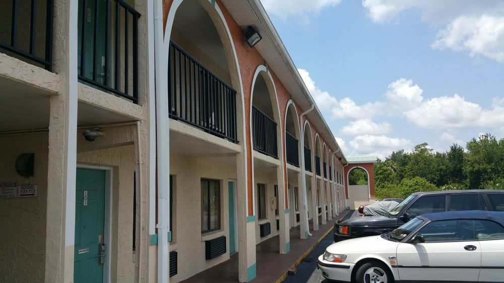 Hotel Shining Light Inn&suites 2*