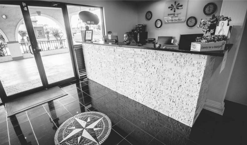 Shining Light Inn&suites 2*