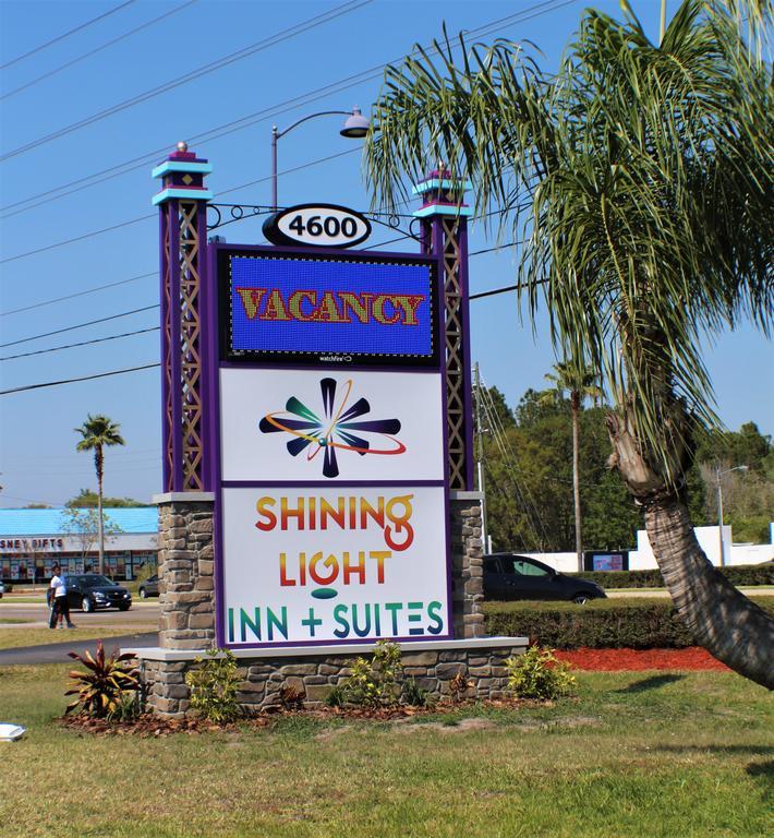 Shining Light & Hotel